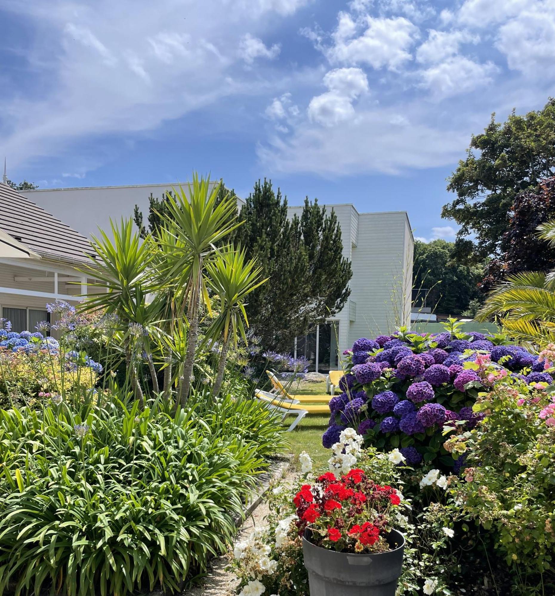 Hotel Arcadia Lannion Exterior photo